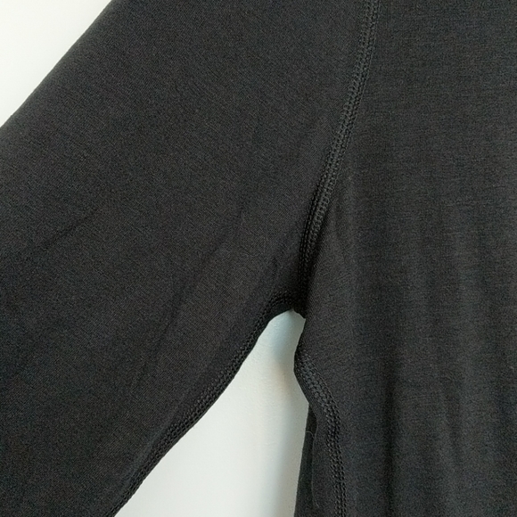 NWOT Amazon Essentials Studio Long-Sleeve T-shirt - Picture 7 of 8